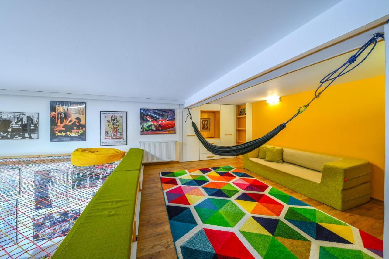 קלוז'-נאפוקה The Movie Apartment מראה חיצוני תמונה