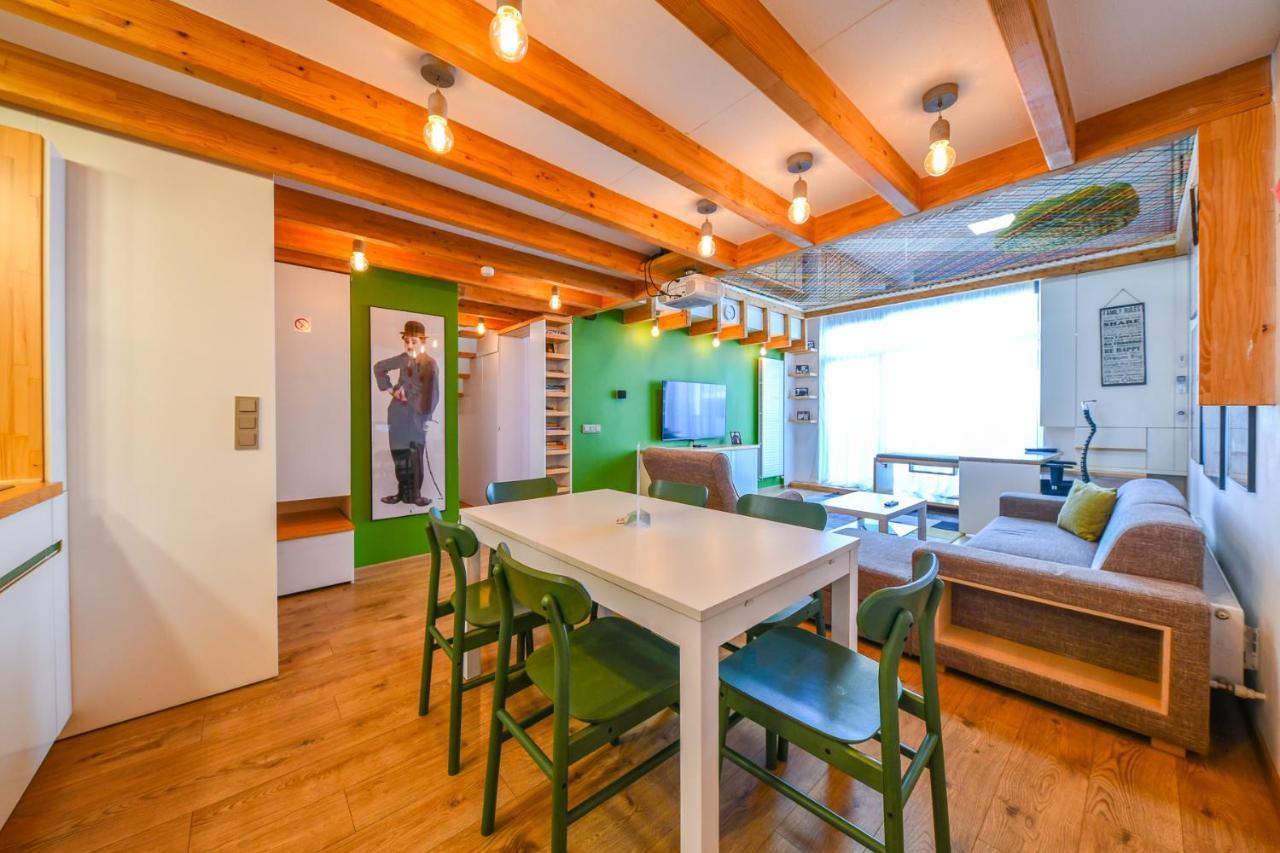 קלוז'-נאפוקה The Movie Apartment מראה חיצוני תמונה